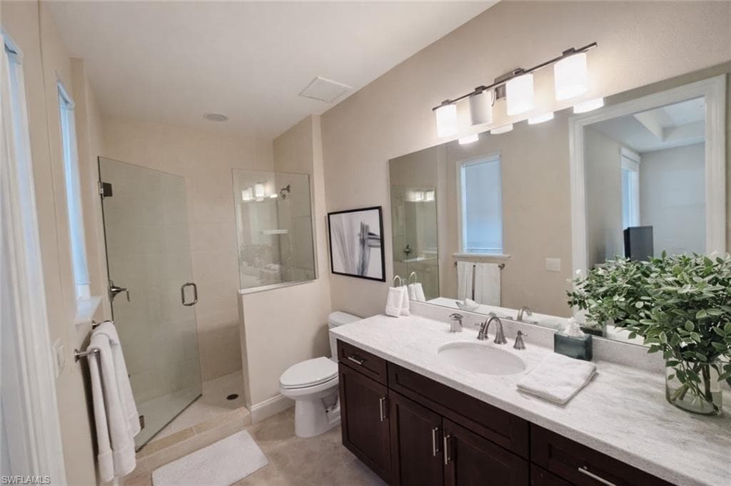 2547 Marquesa Royale LN 3-201-21