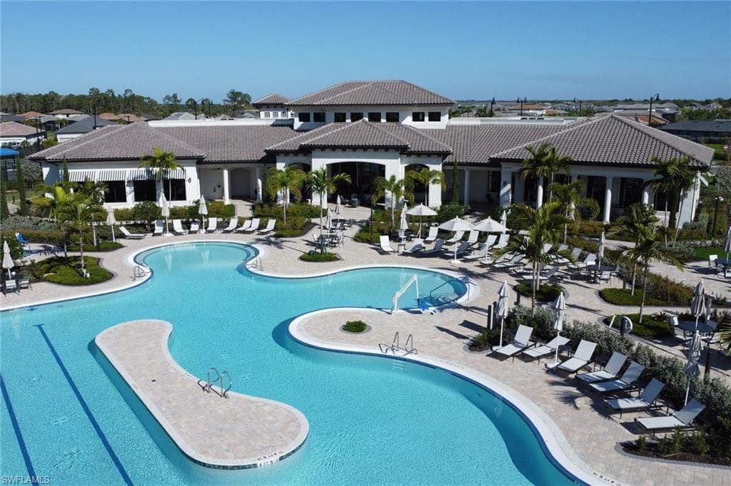 1746 Terreno BLVD-46