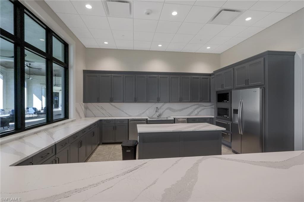 1746 Terreno BLVD-43