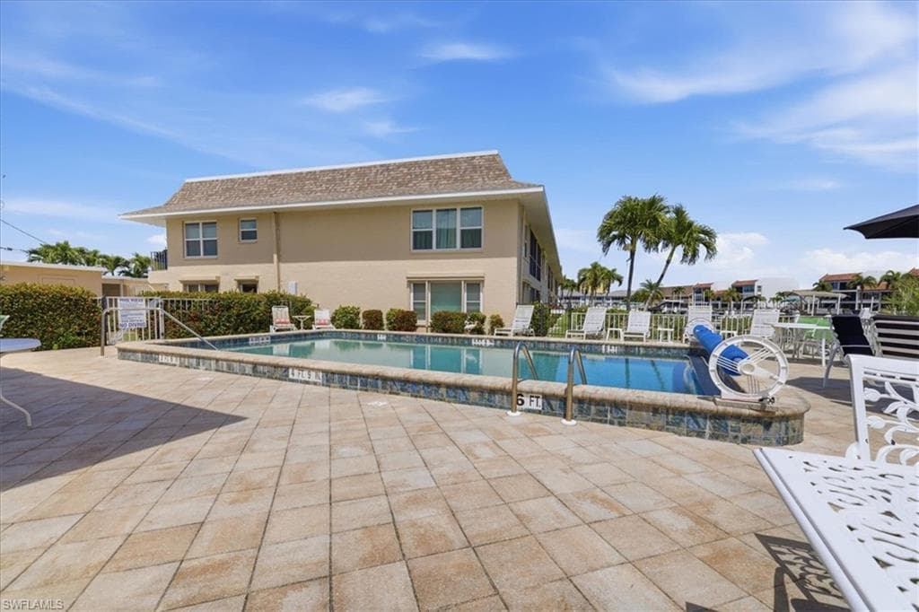4231 SE 19th PL 2J-26