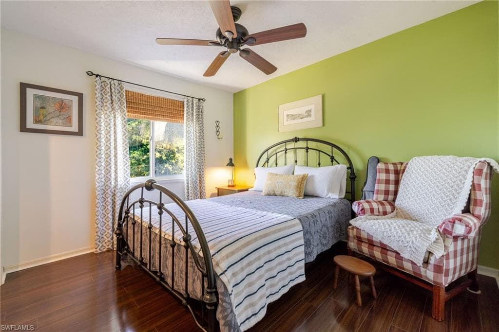 4730 Pembrooke LN-16