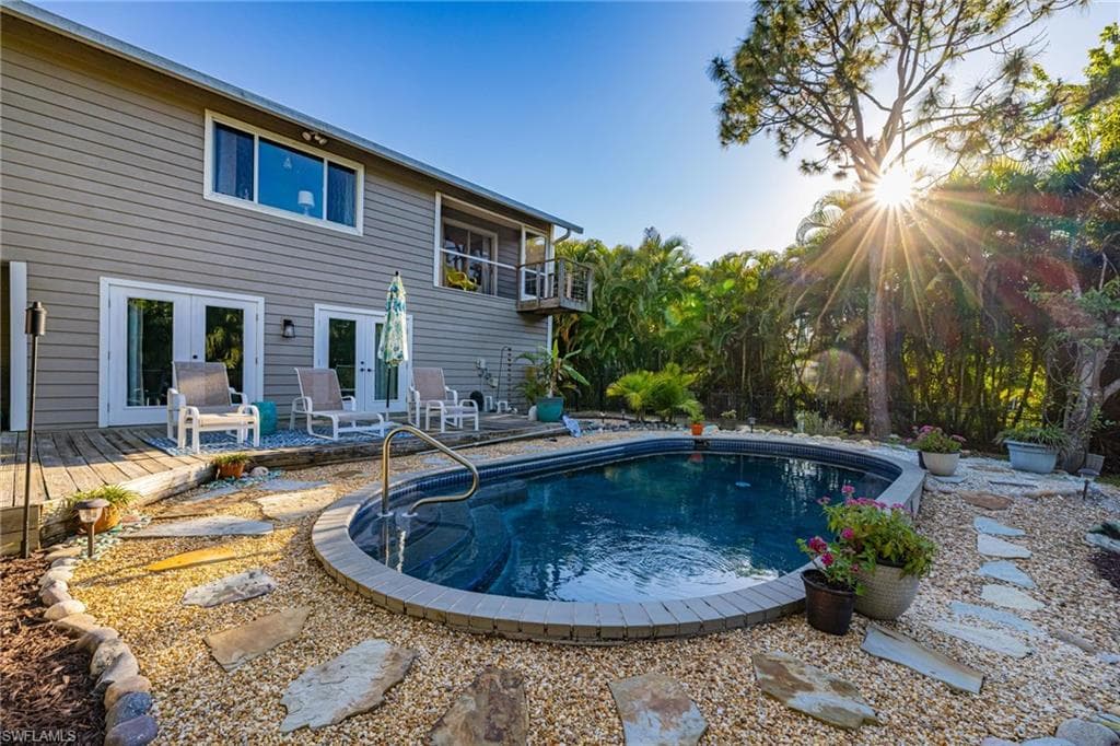 4730 Pembrooke LN-36