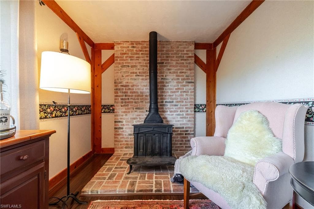 4730 Pembrooke LN-28