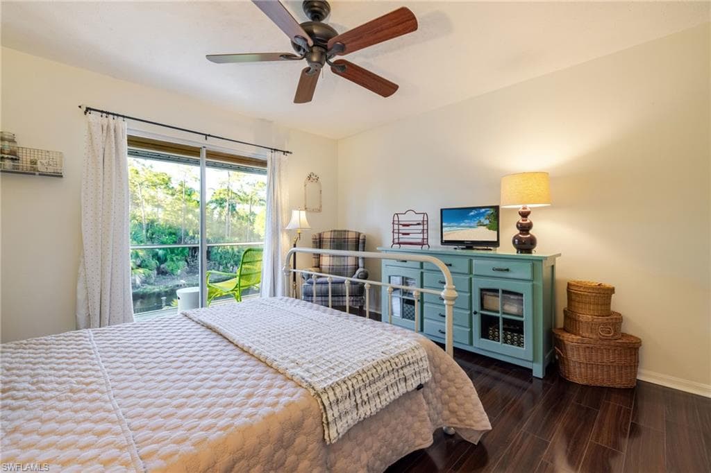 4730 Pembrooke LN-20