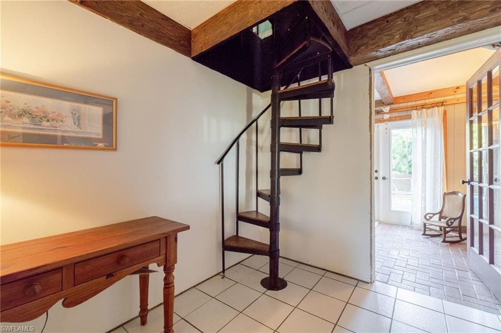 4730 Pembrooke LN-11