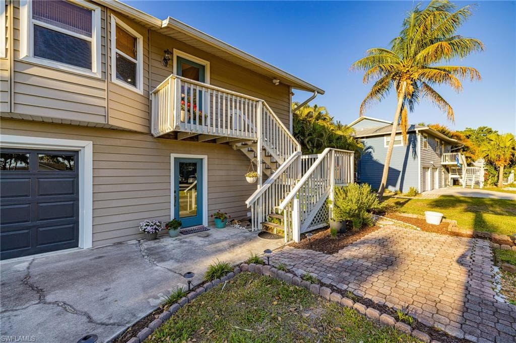 4730 Pembrooke LN-44