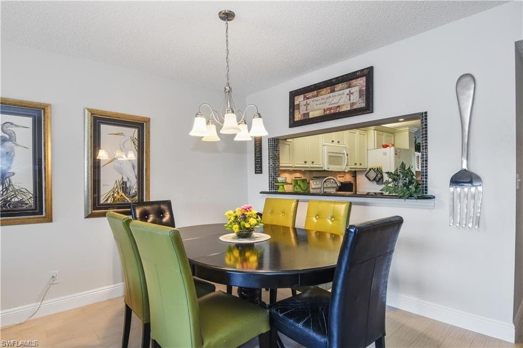 1250 Yesica Ann CIR E102-5
