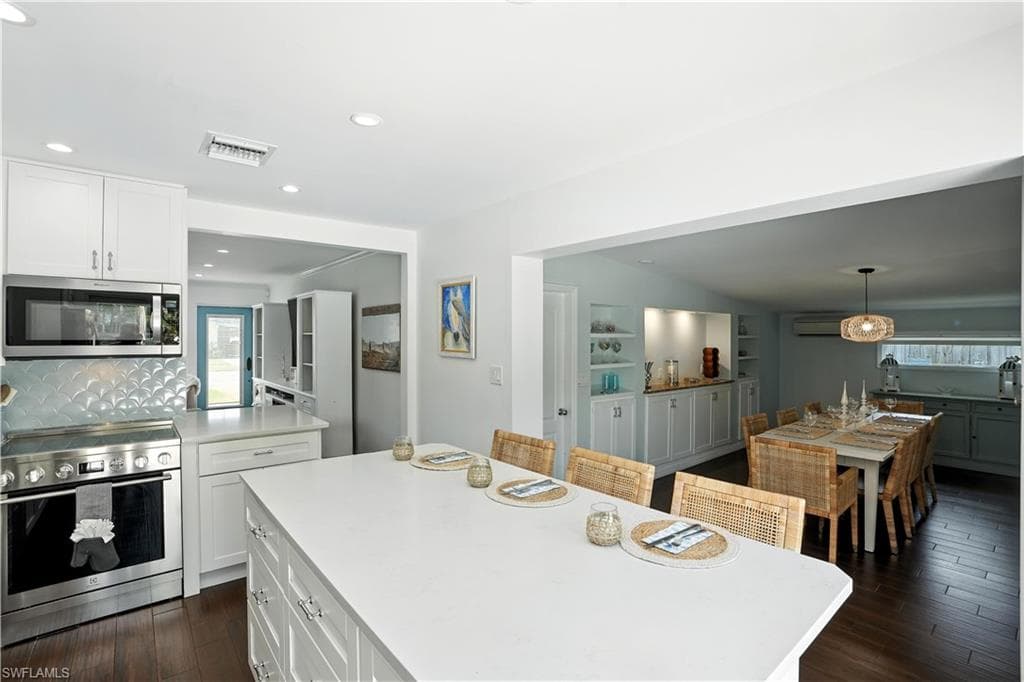 1063 22nd AVE N-13