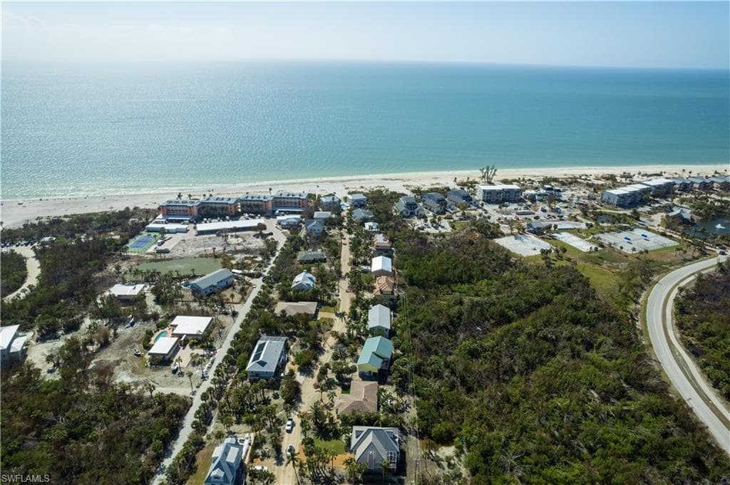 240 Southwinds DR-33