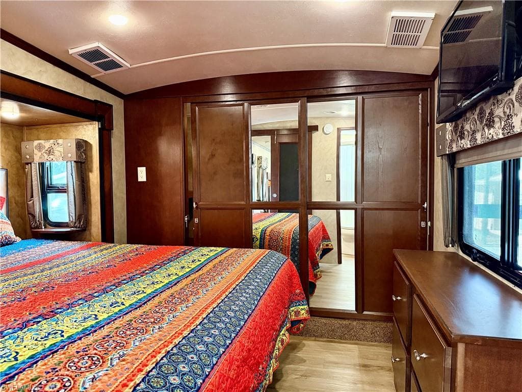 460 Vanda Sanctuary-21