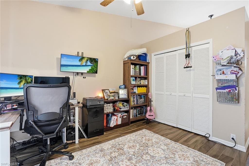 8128 Breton CIR-16