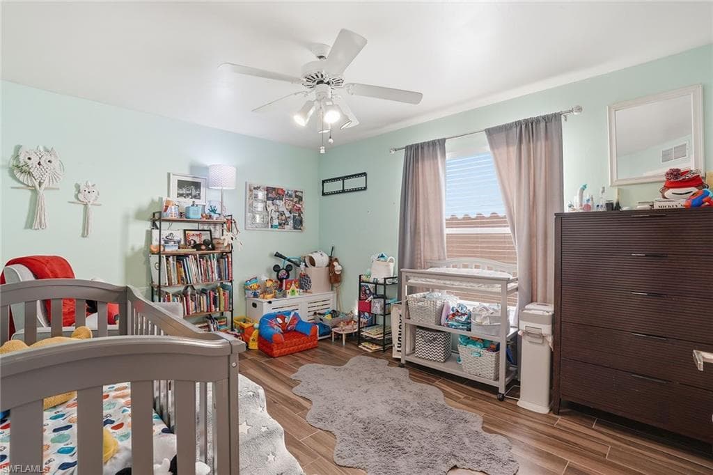 8128 Breton CIR-26