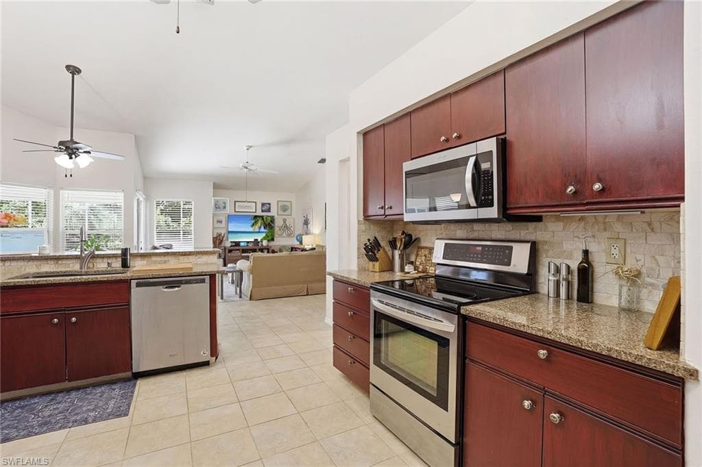8128 Breton CIR-10