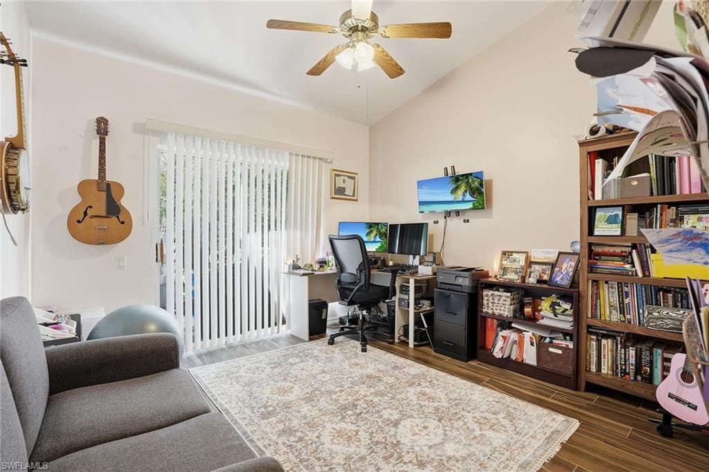 8128 Breton CIR-15