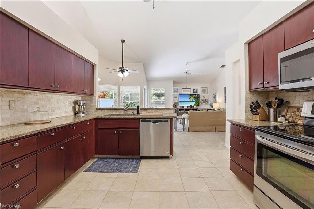 8128 Breton CIR-11