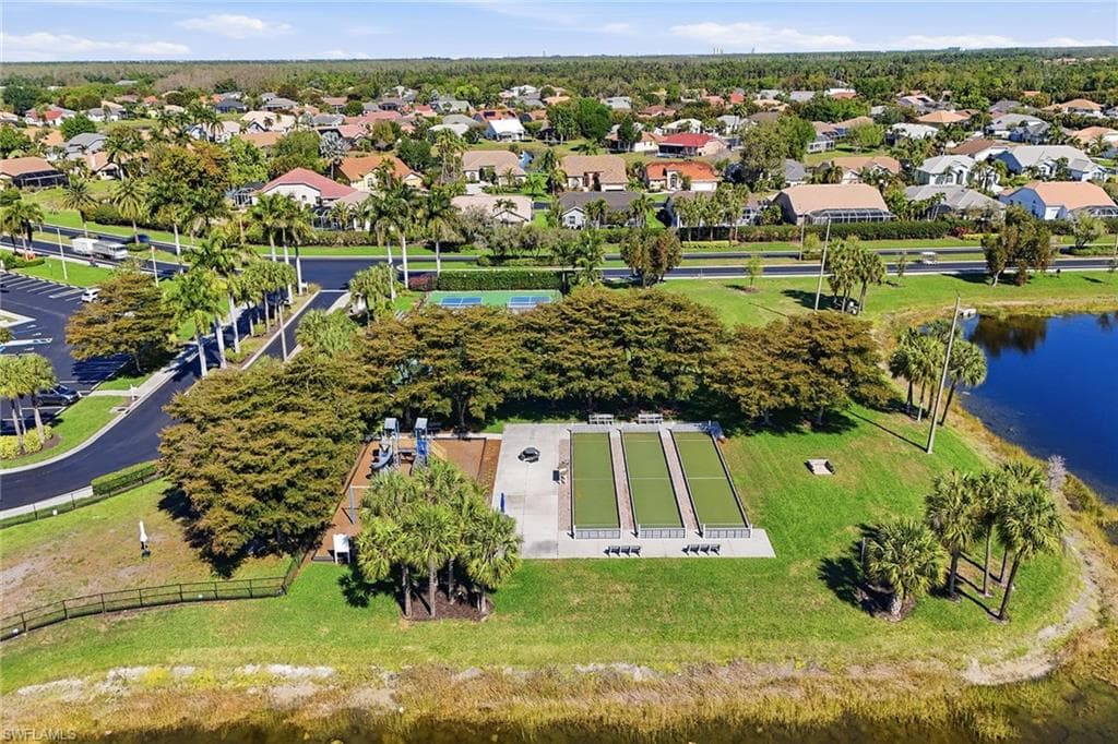 8128 Breton CIR-40