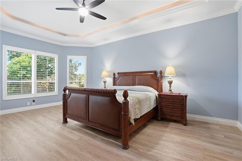 6039 Fairway CT-13