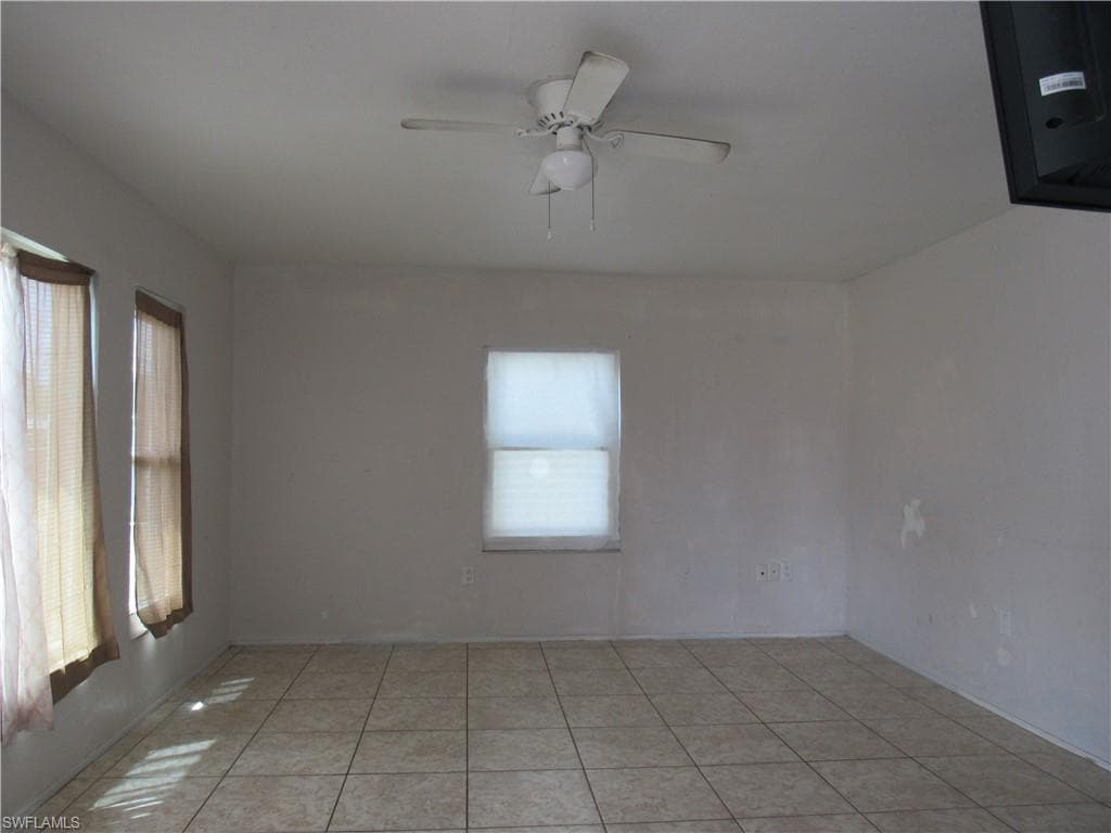 2365 Canal ST-10