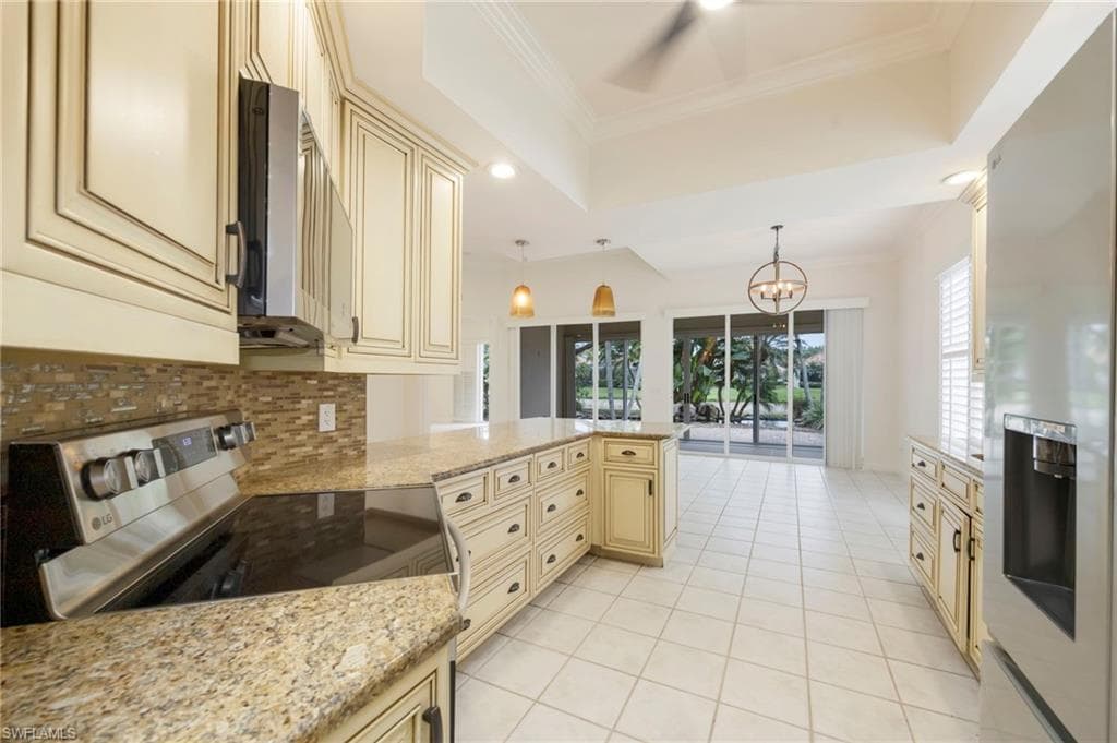 4260 Montalvo CT-11