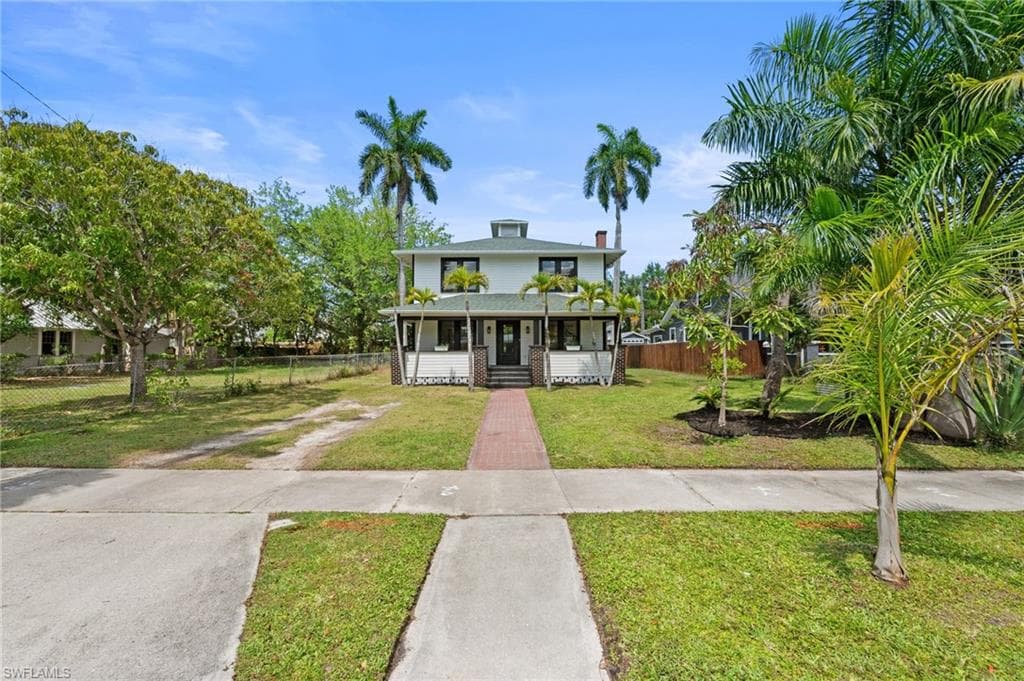 2647 Michigan AVE-43