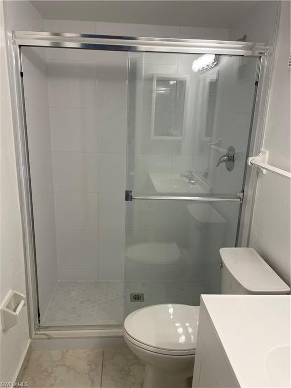 4906 Victoria DR 313-21