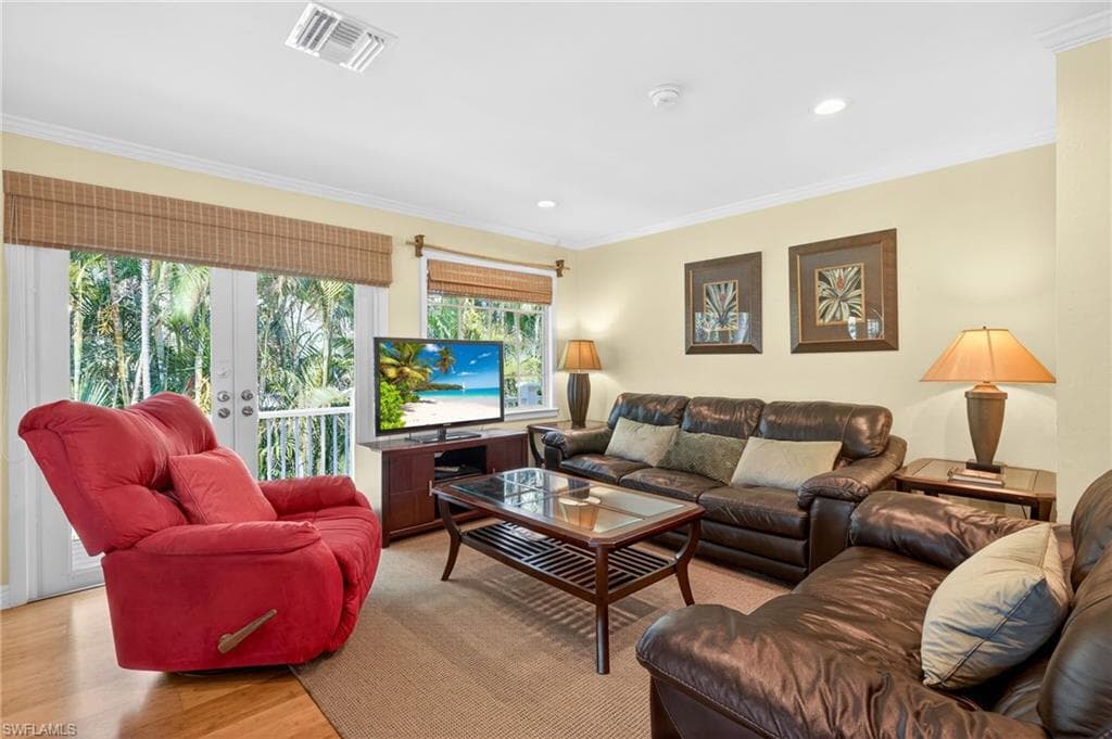 11536 Wightman LN-12