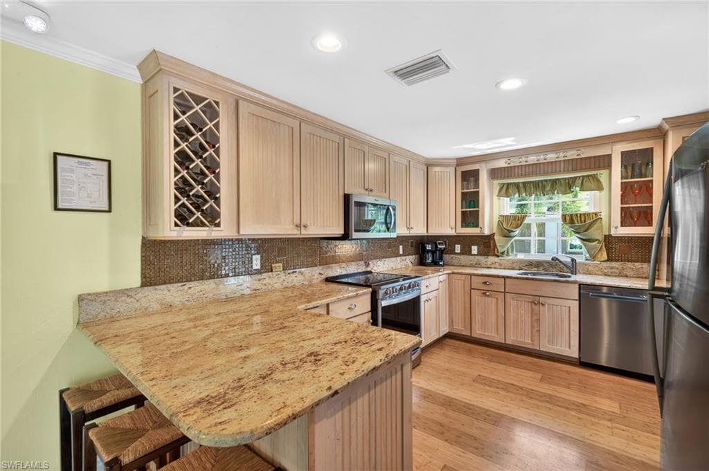 11536 Wightman LN-14