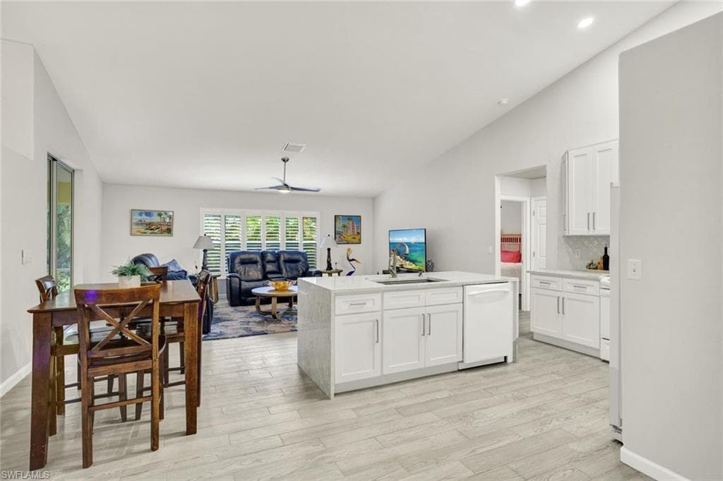 9820 Alhambra LN-3