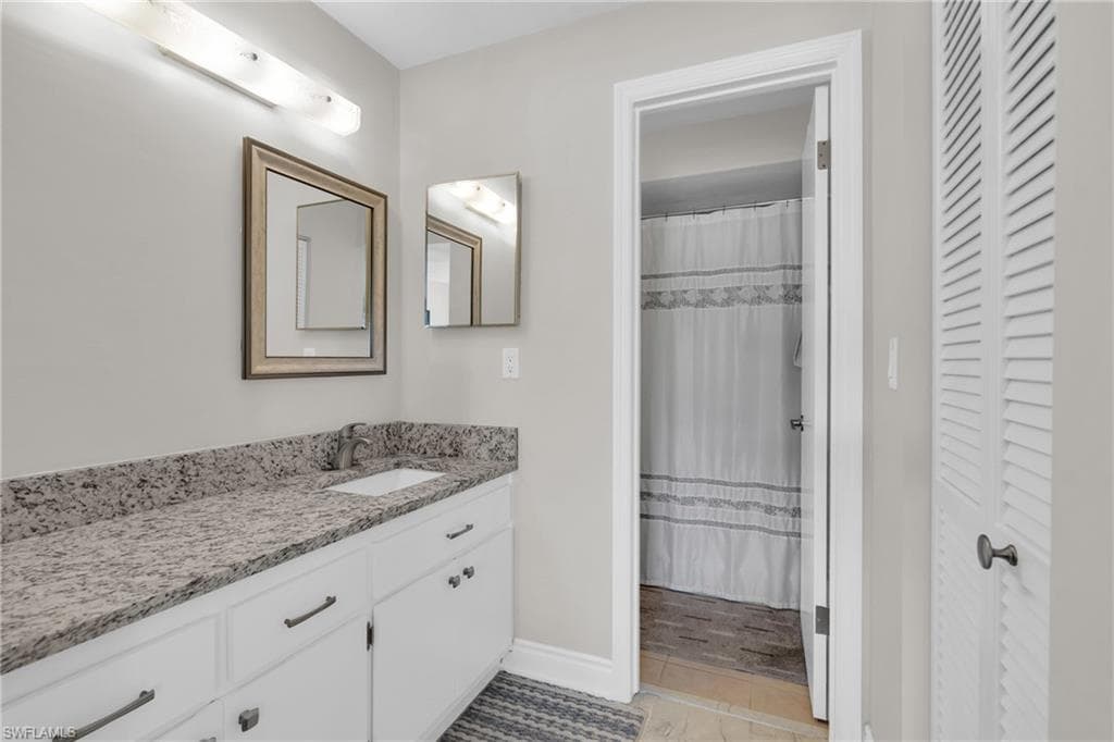 10438 Lakeport CT-9