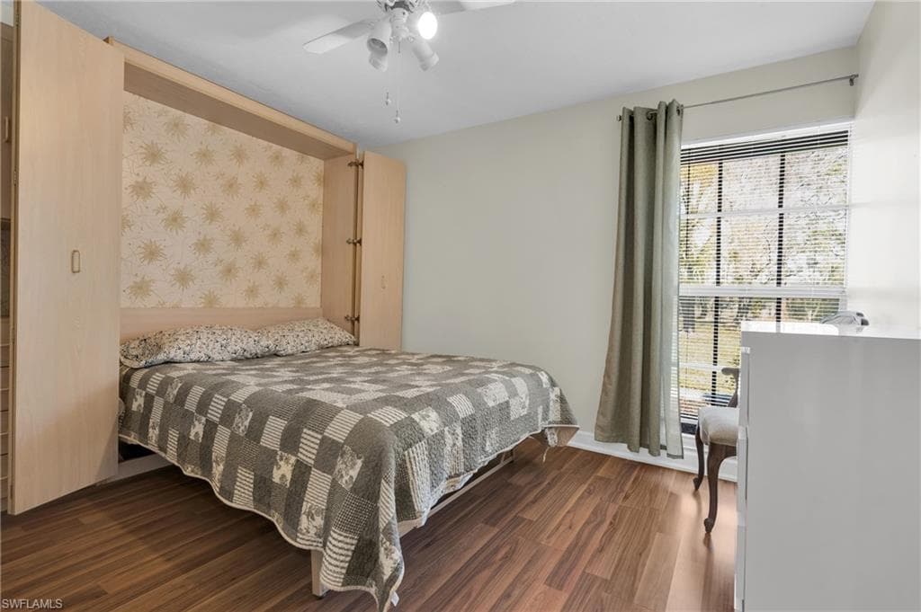 10438 Lakeport CT-11