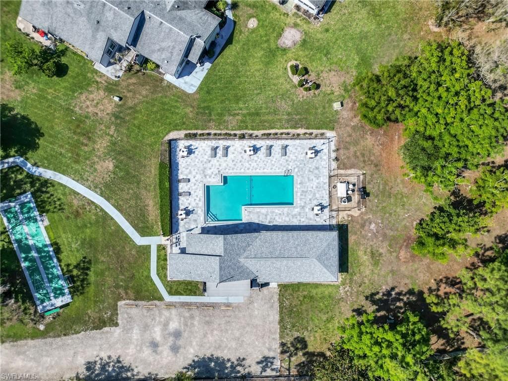 10438 Lakeport CT-29