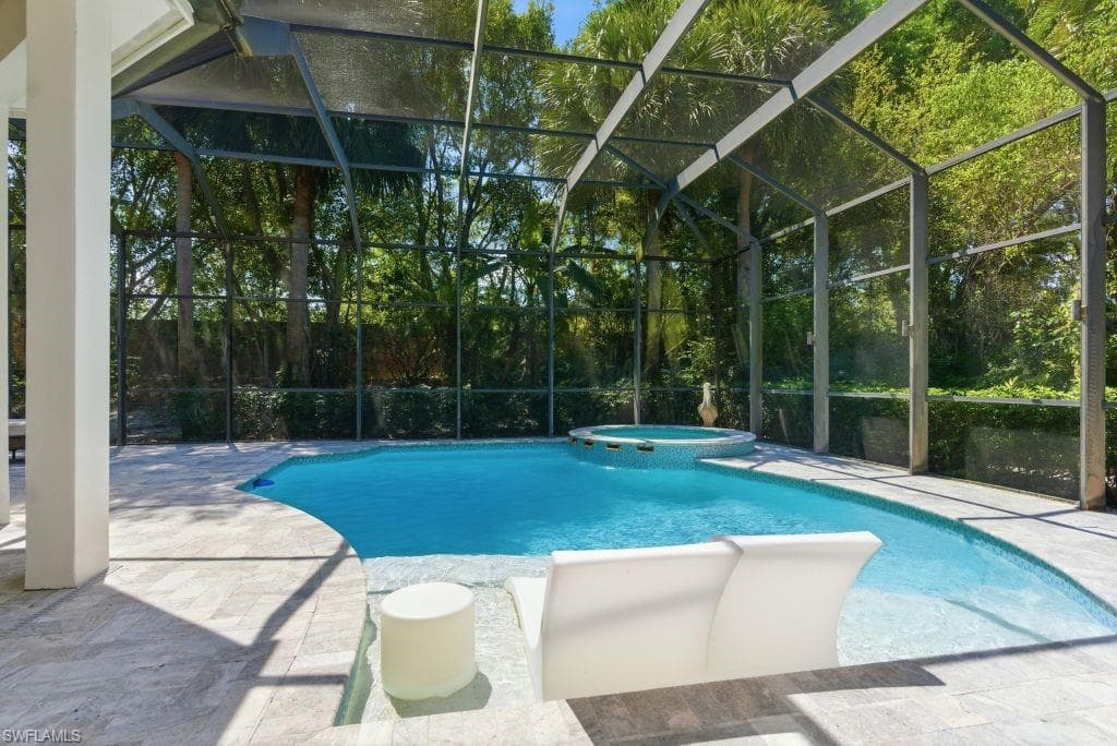 18610 Verona Lago DR-33