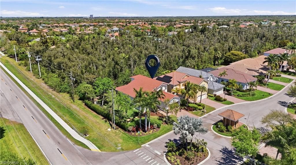 8752 Banyan Bay BLVD-30