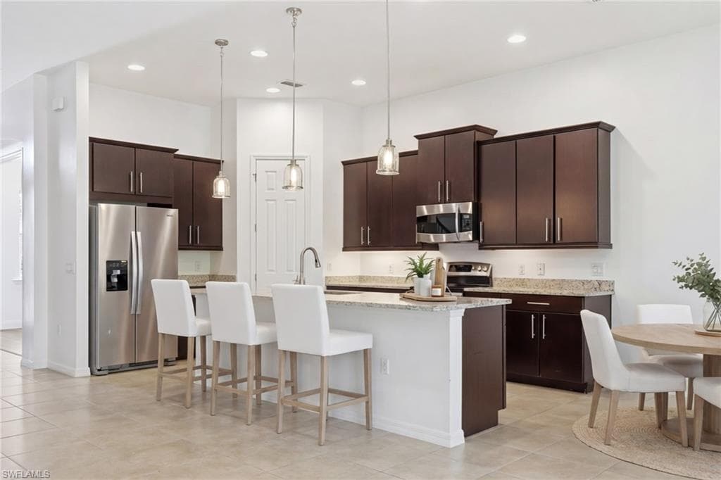 8752 Banyan Bay BLVD-11