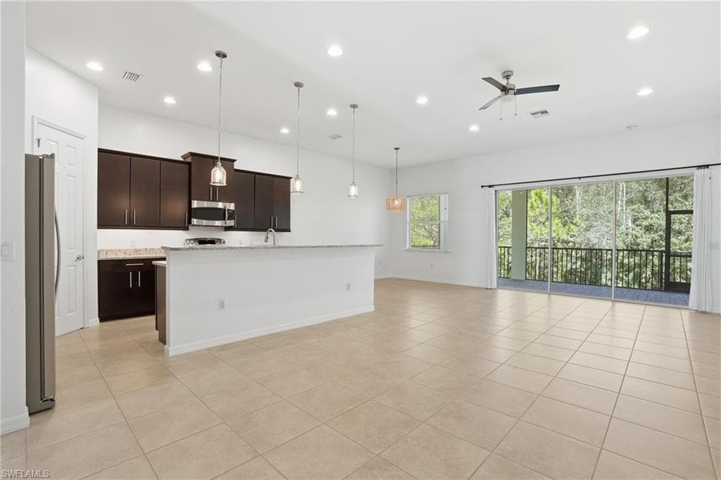 8752 Banyan Bay BLVD-8