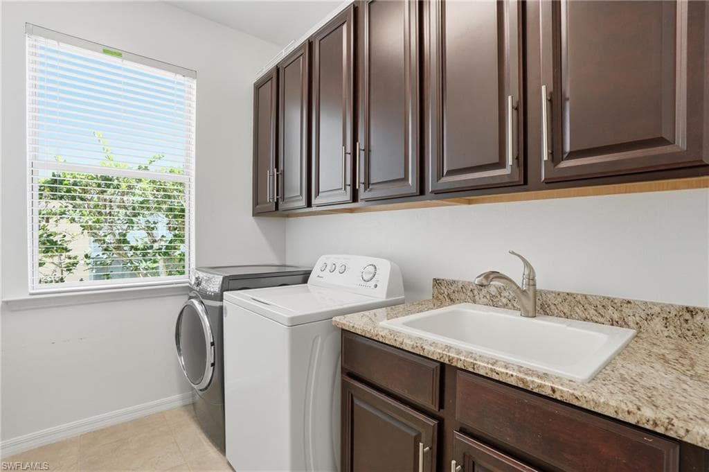 8752 Banyan Bay BLVD-21