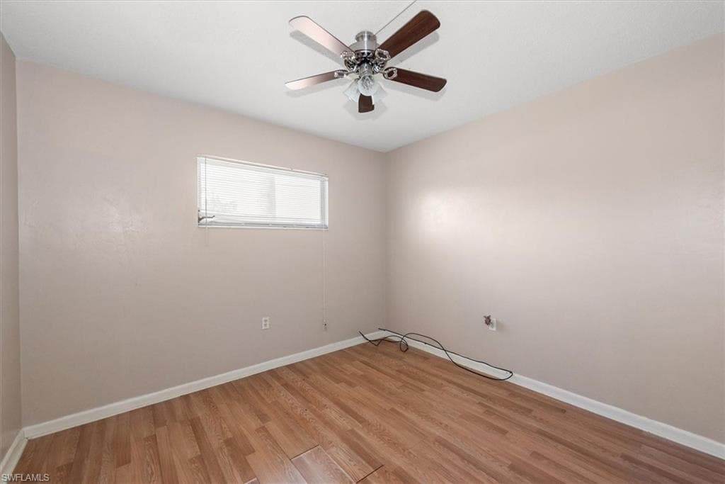 712 Joel BLVD-18
