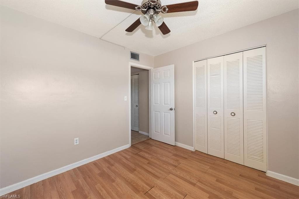 712 Joel BLVD-19
