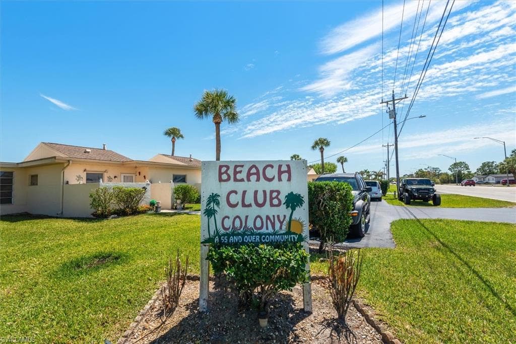 712 Joel BLVD-25