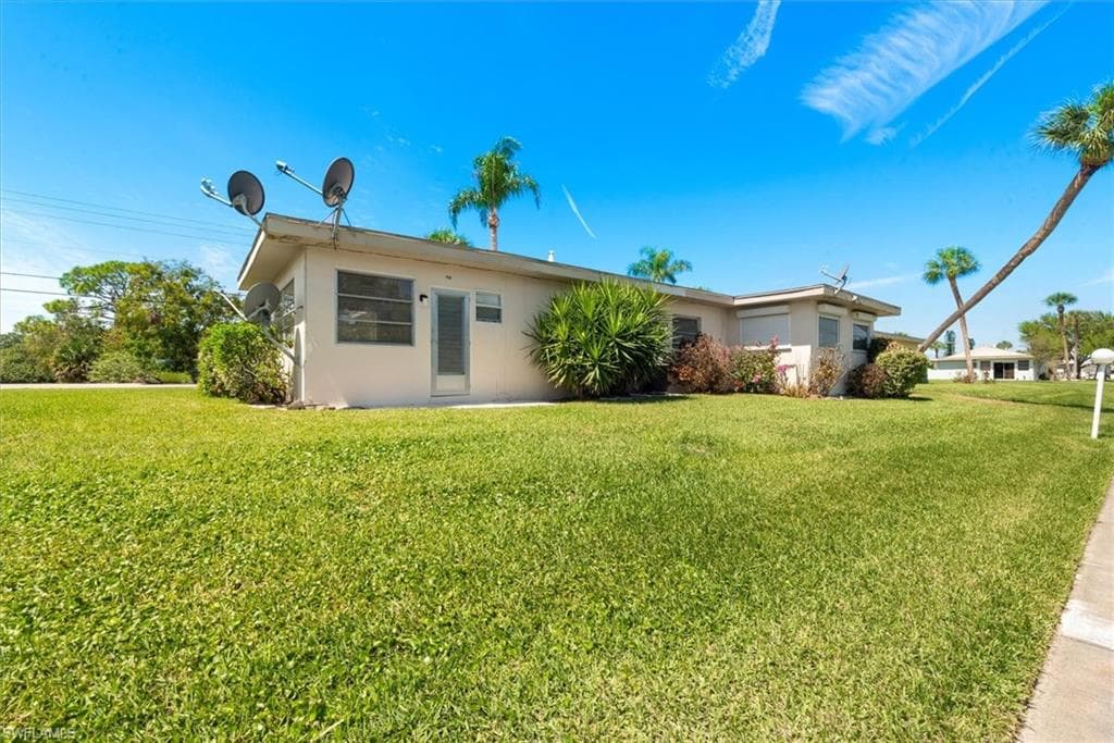 712 Joel BLVD-21