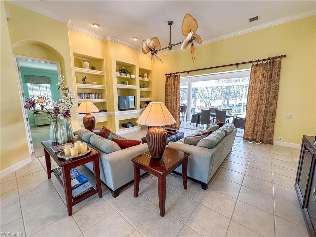 8229 Allendale CT-7
