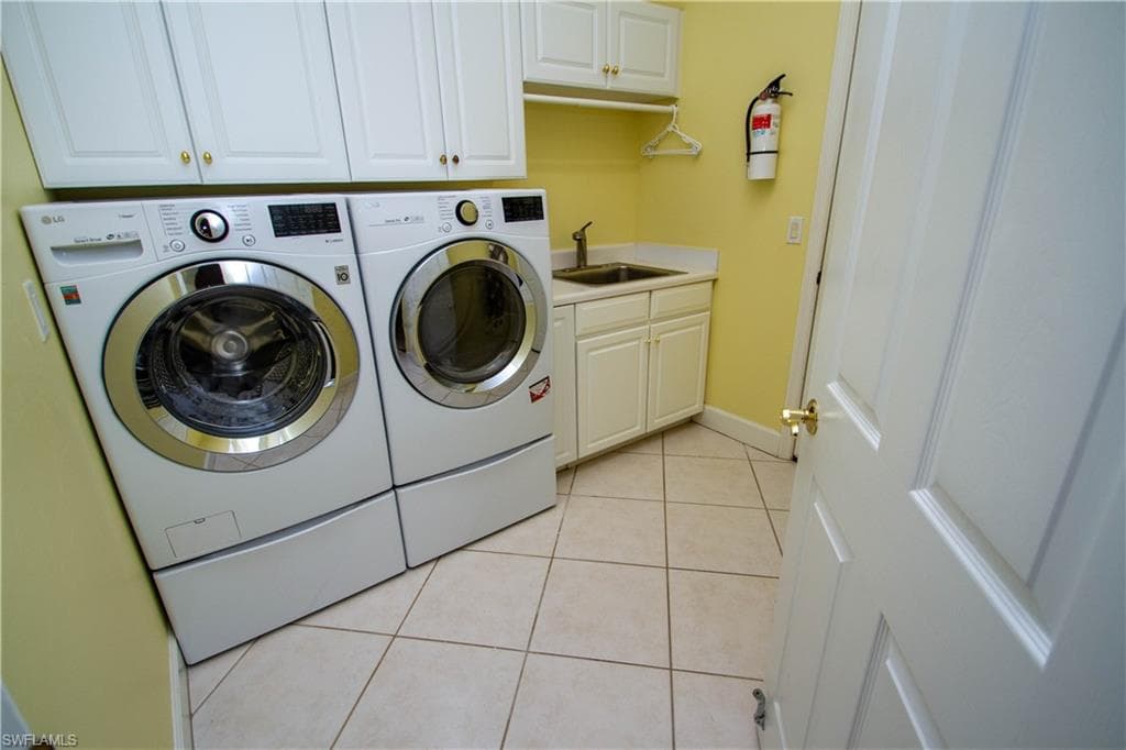 8229 Allendale CT-32