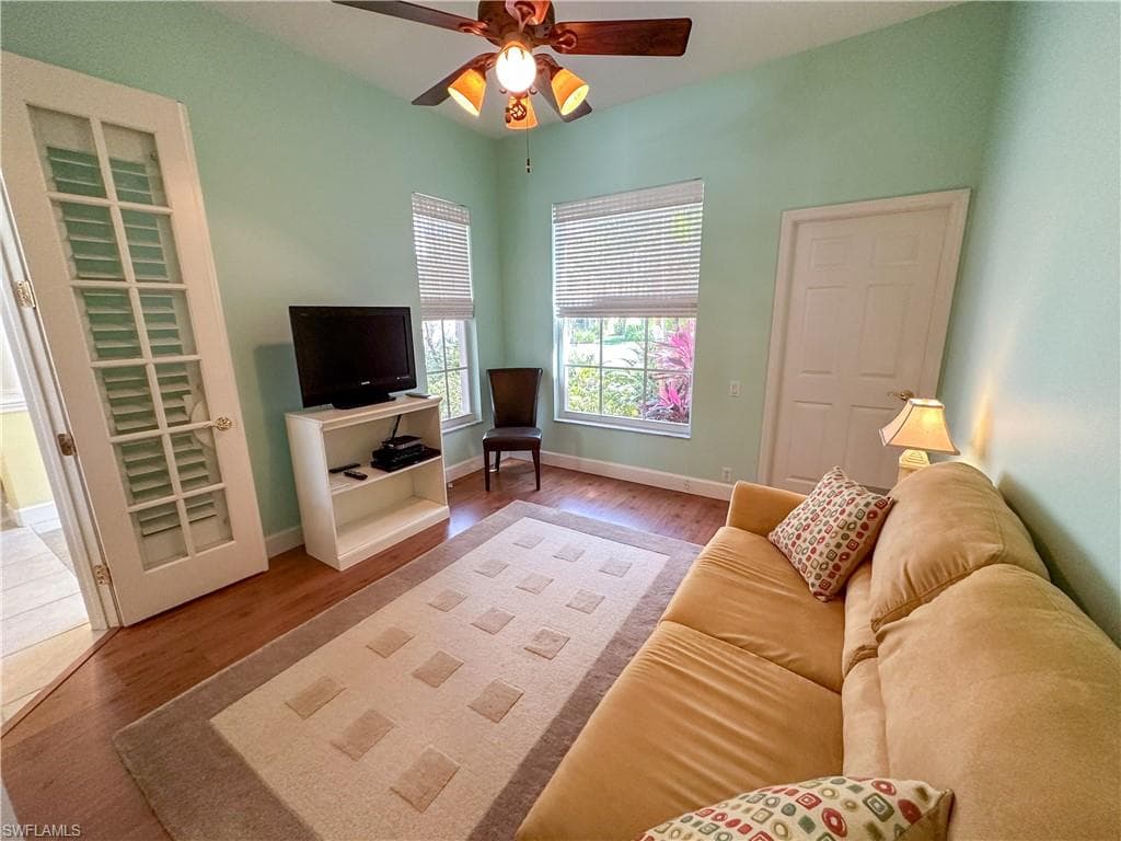 8229 Allendale CT-20