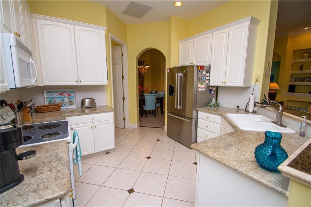8229 Allendale CT-30