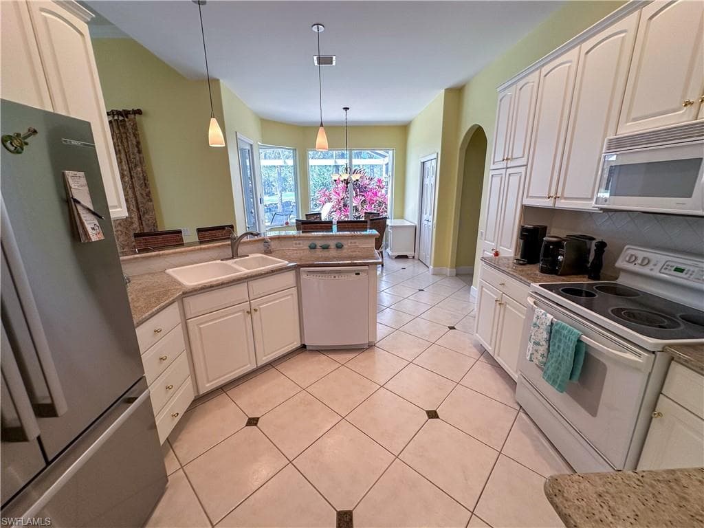 8229 Allendale CT-31