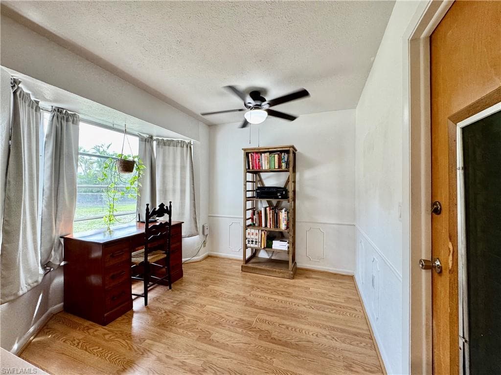 1654 Fountainhead RD-13