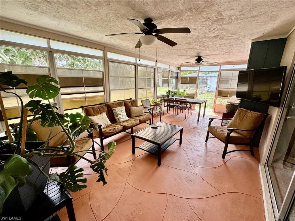 1654 Fountainhead RD-16