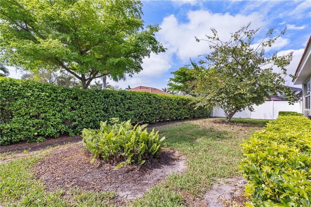 2935 Sunset Pointe CIR-32