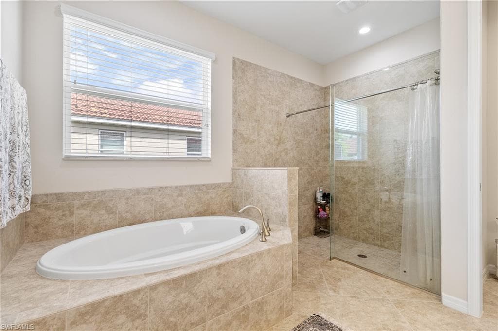 2935 Sunset Pointe CIR-19