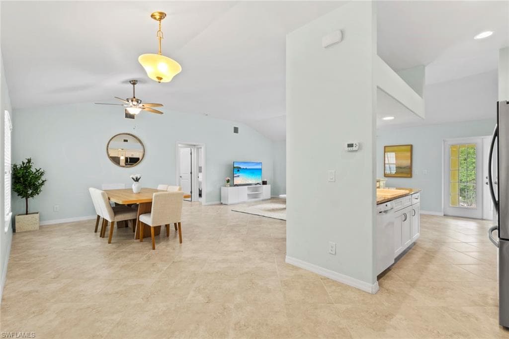 11693 OAKLAND DR-12